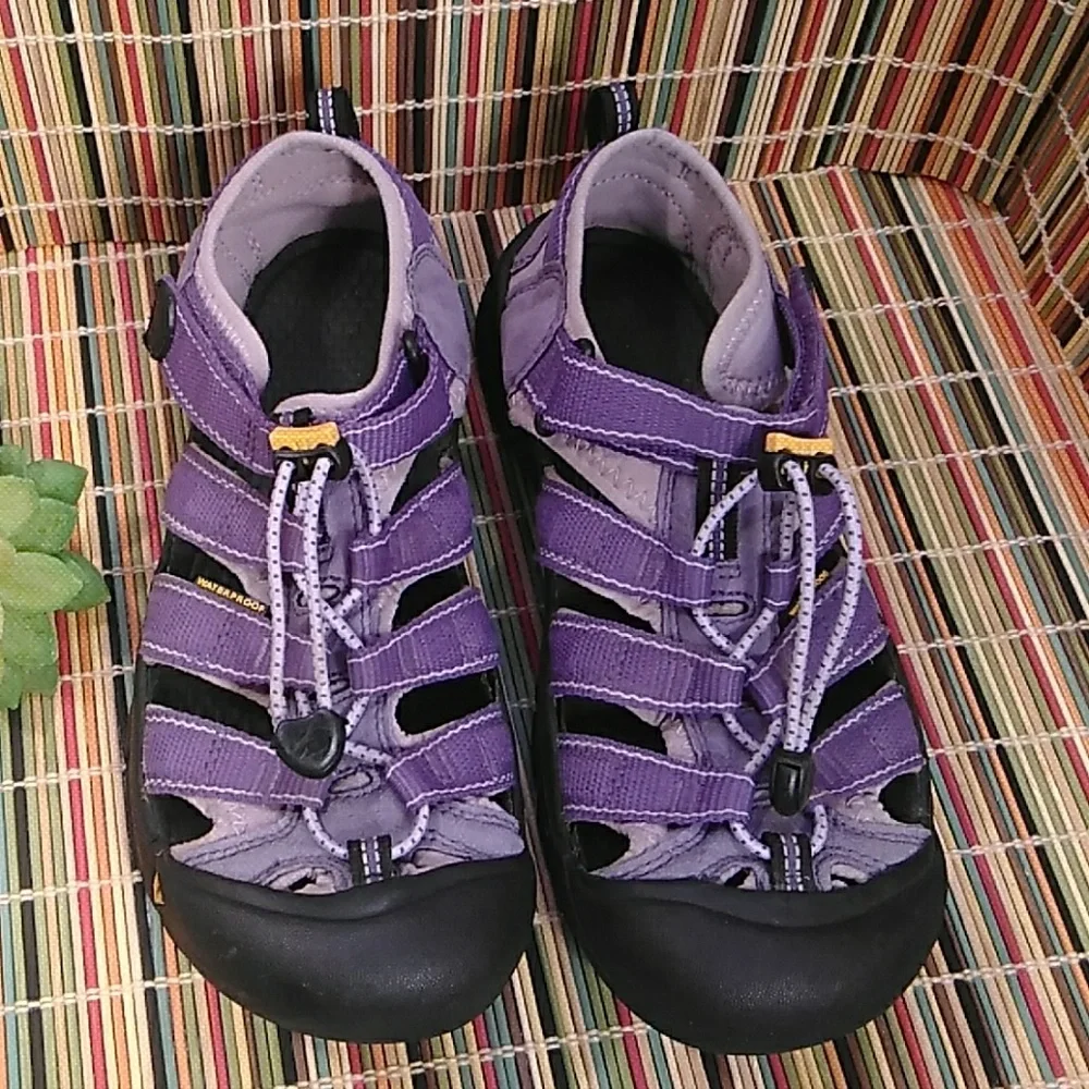 KEEN WATERPROOF SANDALS WOMEN'S